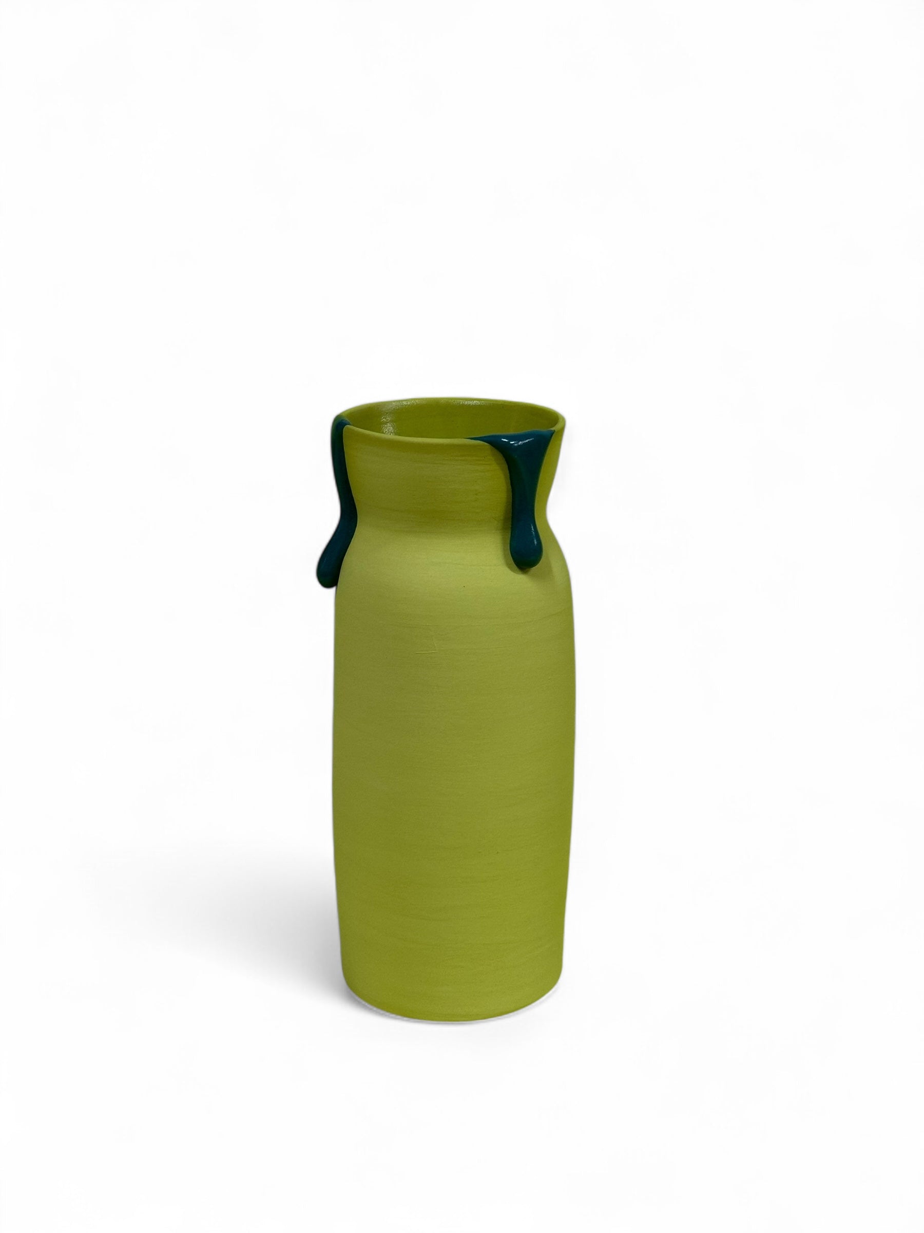 VOA, product: Pistacho + Verde Brillante Vase (Fig. 2)