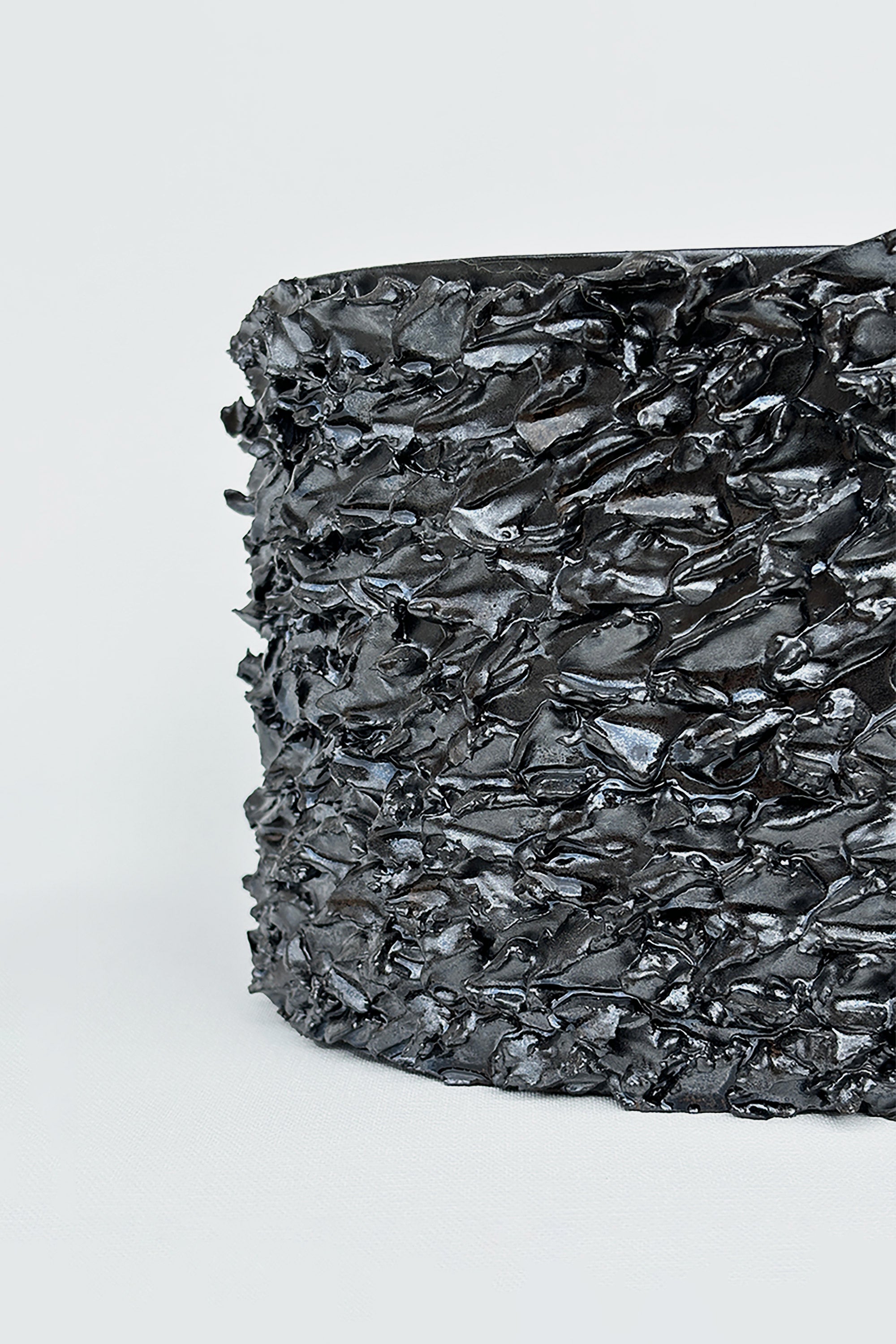 VOA, product: Black Oval Barbed (Fig. 2)