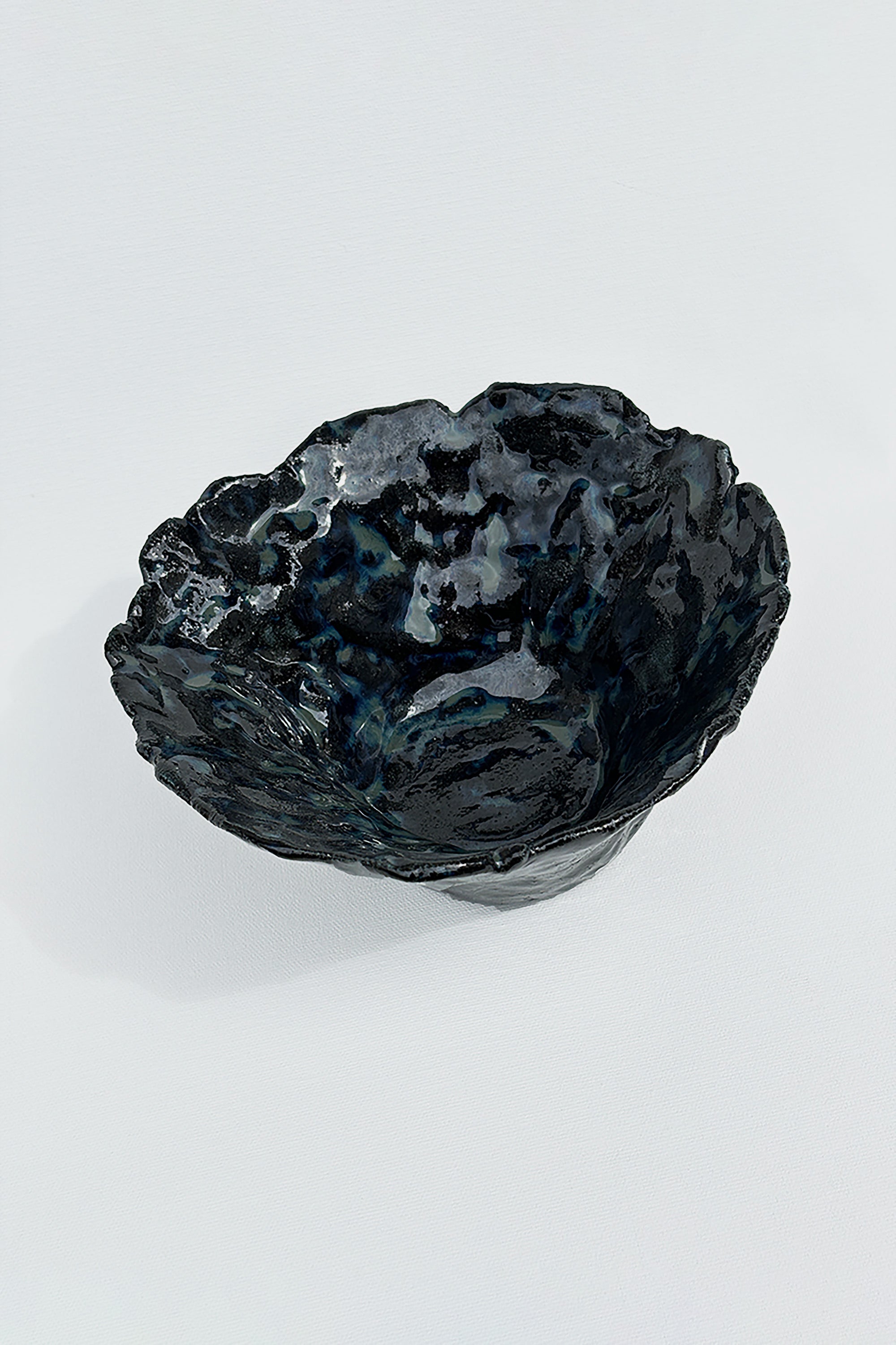 VOA, product: Oyster Bowl 3 (Fig. 2)