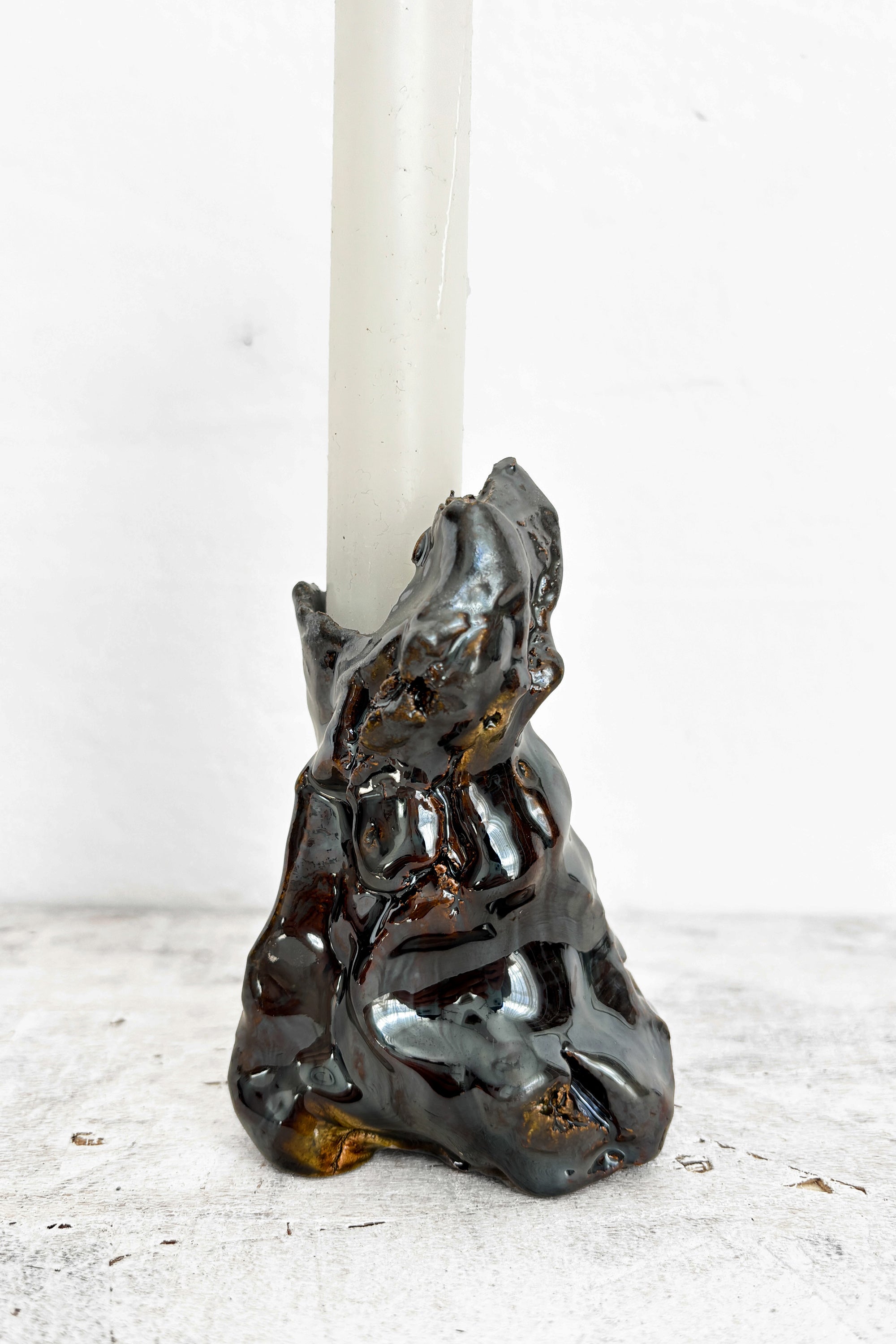 VOA, product: Play-dough Candleholder 4 (Fig. 3)