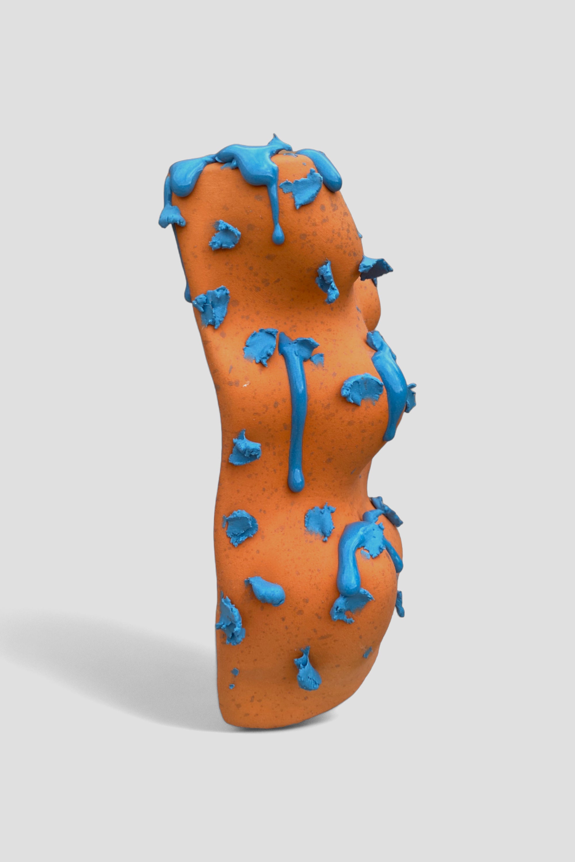 VOA, product: Twins (Fig. 4)