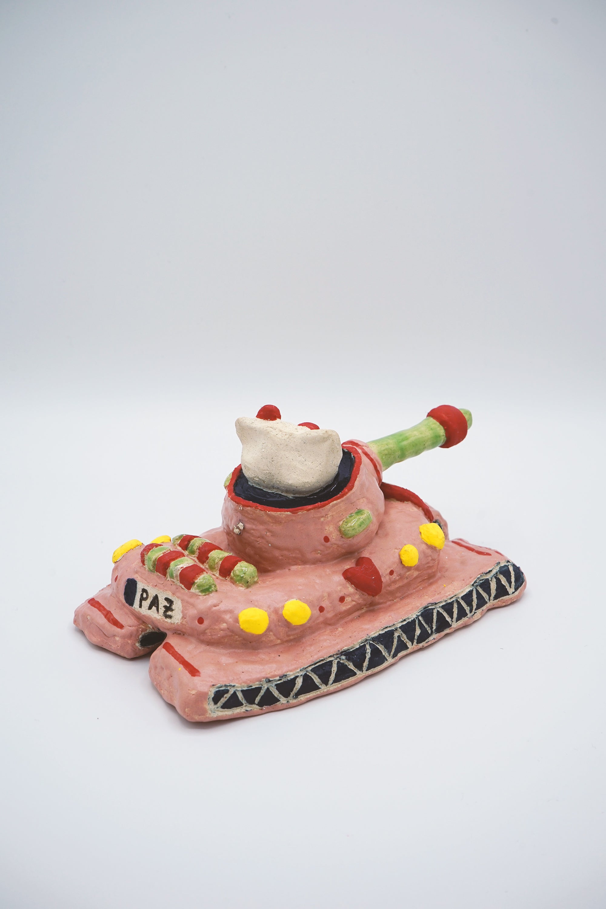 VOA, product: Hello Kitty quiere la paz mundial (Fig. 3)