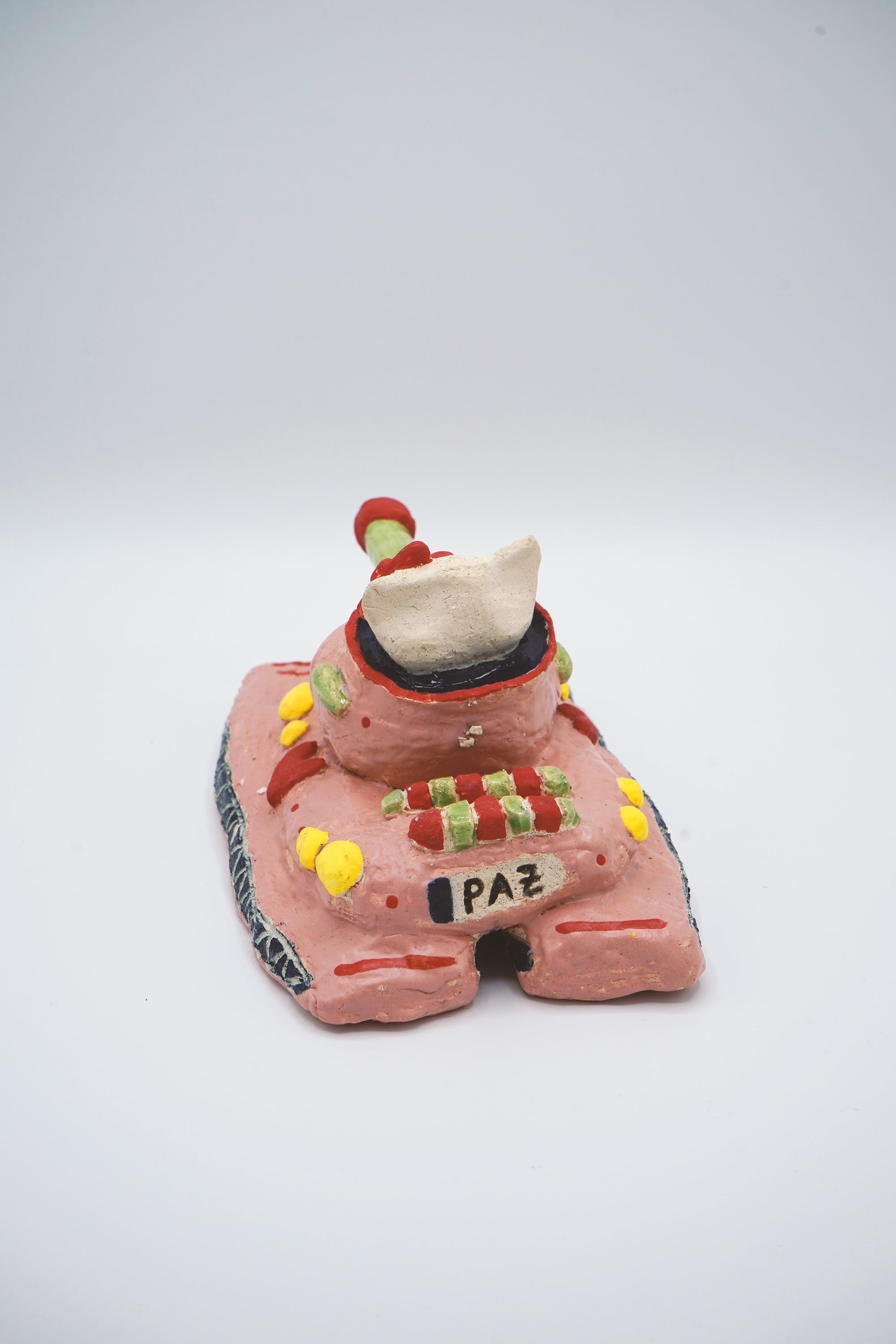 VOA, product: Hello Kitty quiere la paz mundial (Fig. 4)