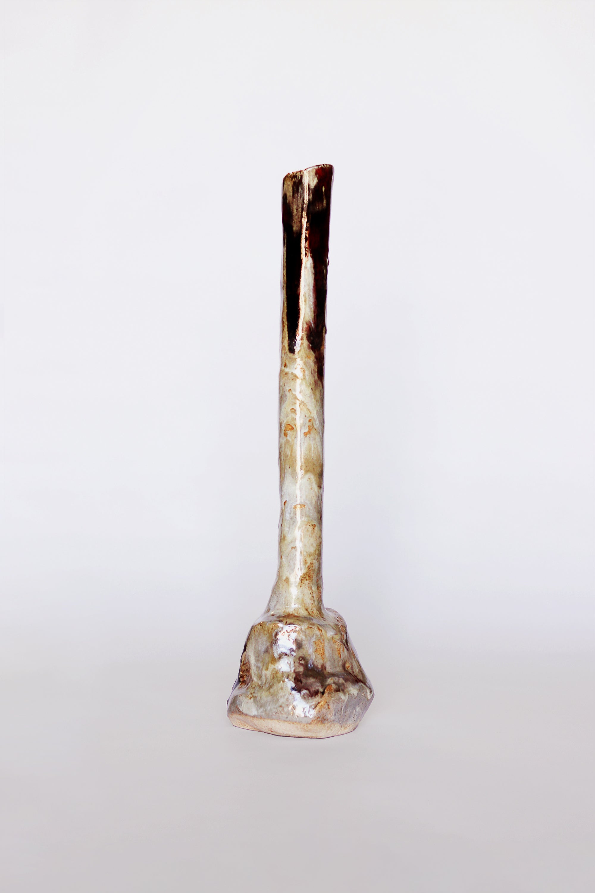 VOA: Sangre de Buey Vase (Thumbnail)