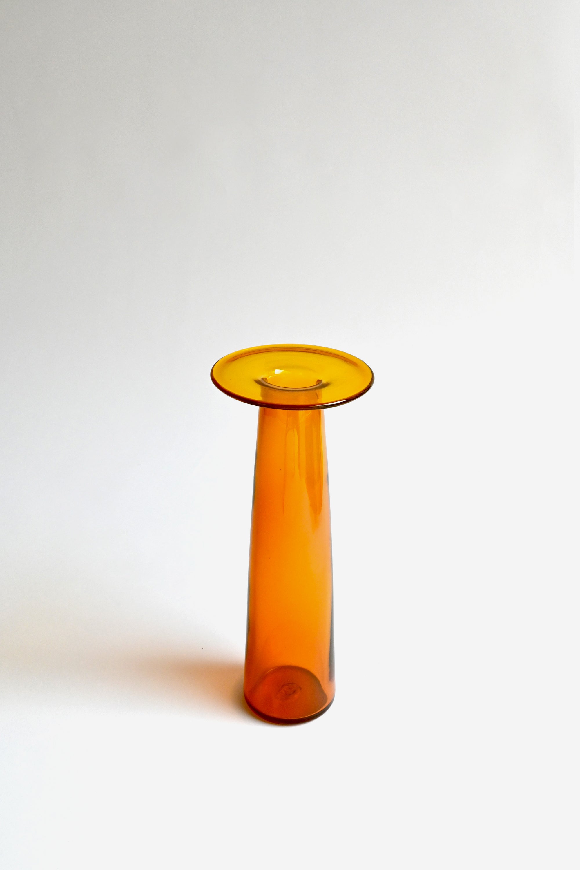VOA: Quijote (L) amber (Thumbnail)