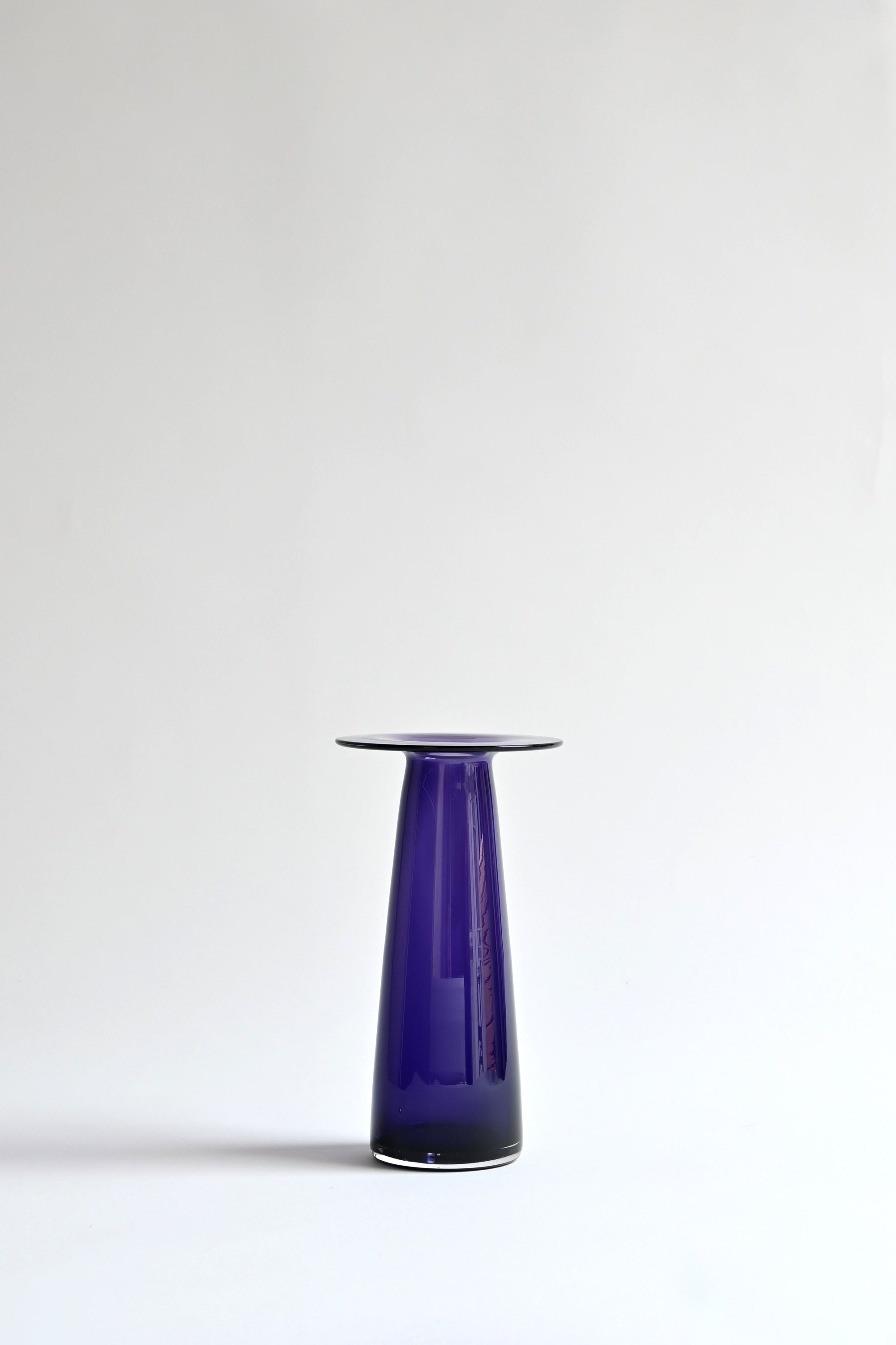 VOA, product: Quijote (M) purple (Fig. 2)