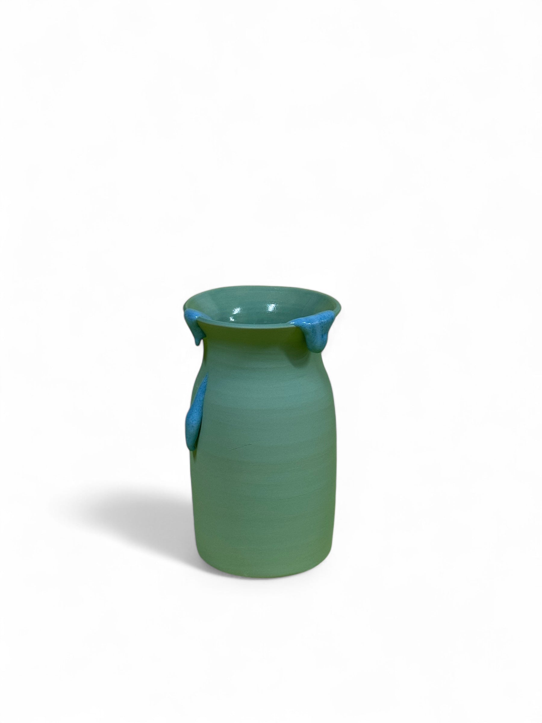 VOA, product: Verde Victoria + Azul Vase (Fig. 4)