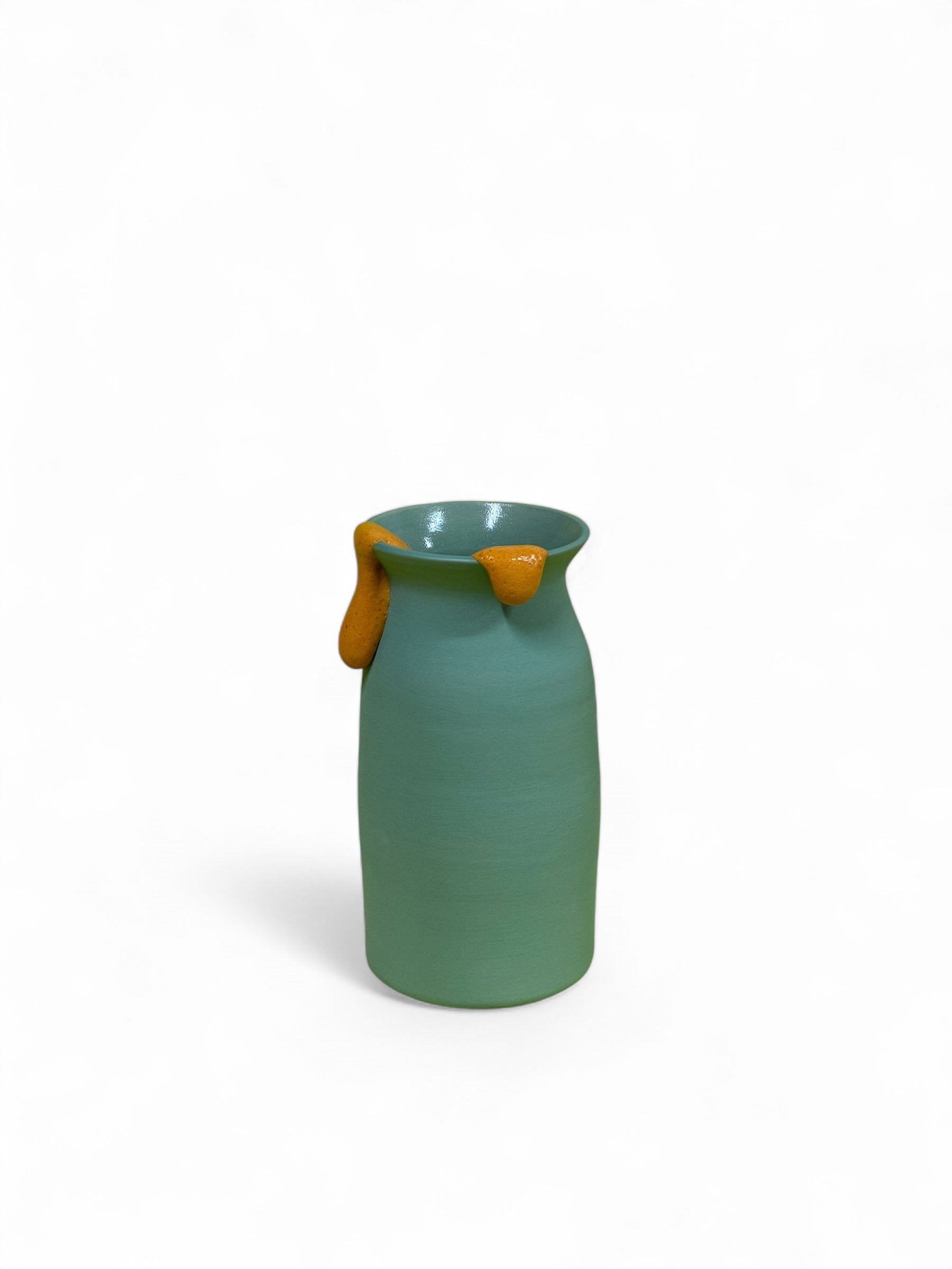 VOA, product: Verde Victoria + Naranja Vase (Fig. 4)