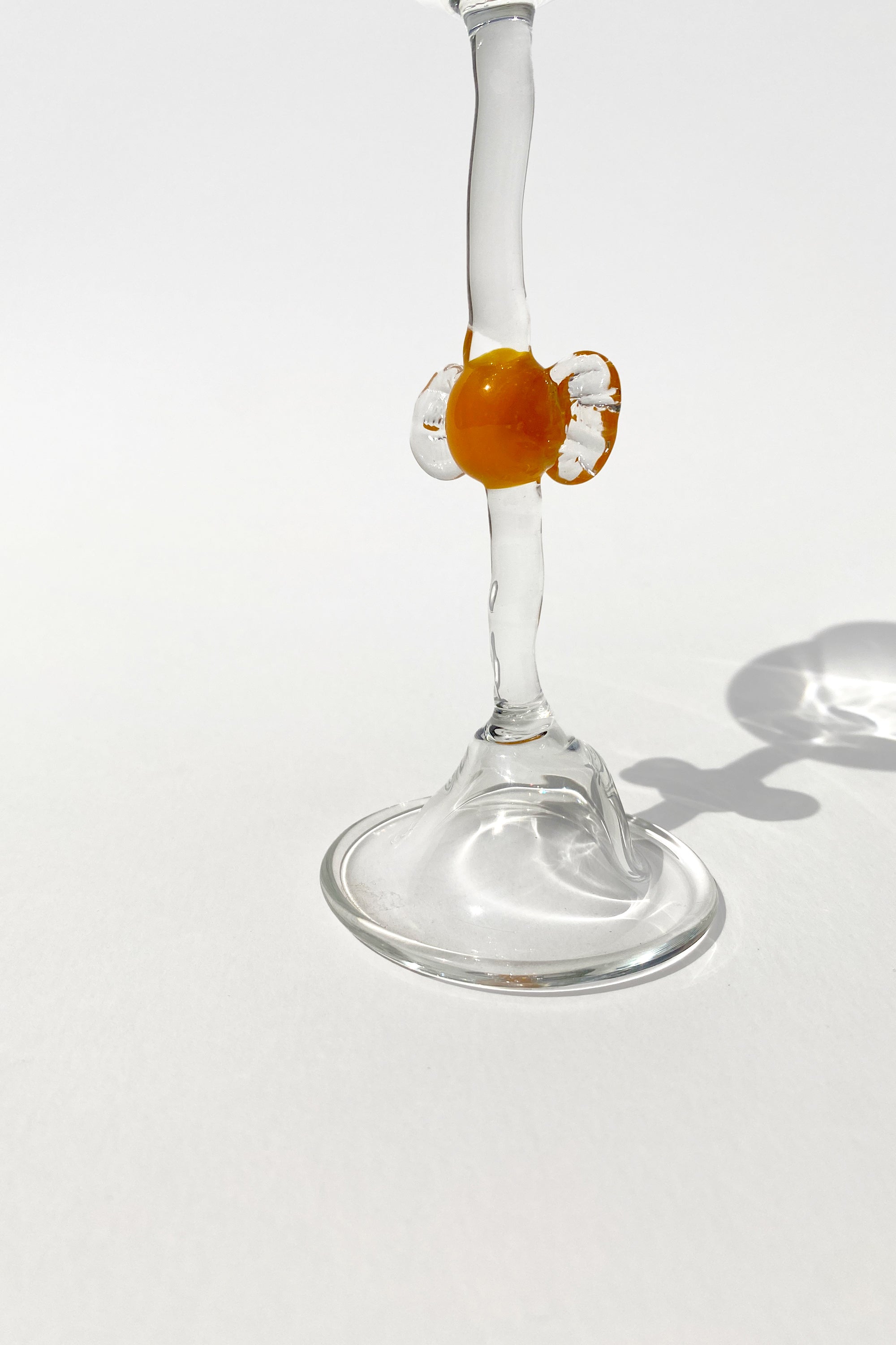 VOA, product: Wine glasses candy orange (Fig. 5)
