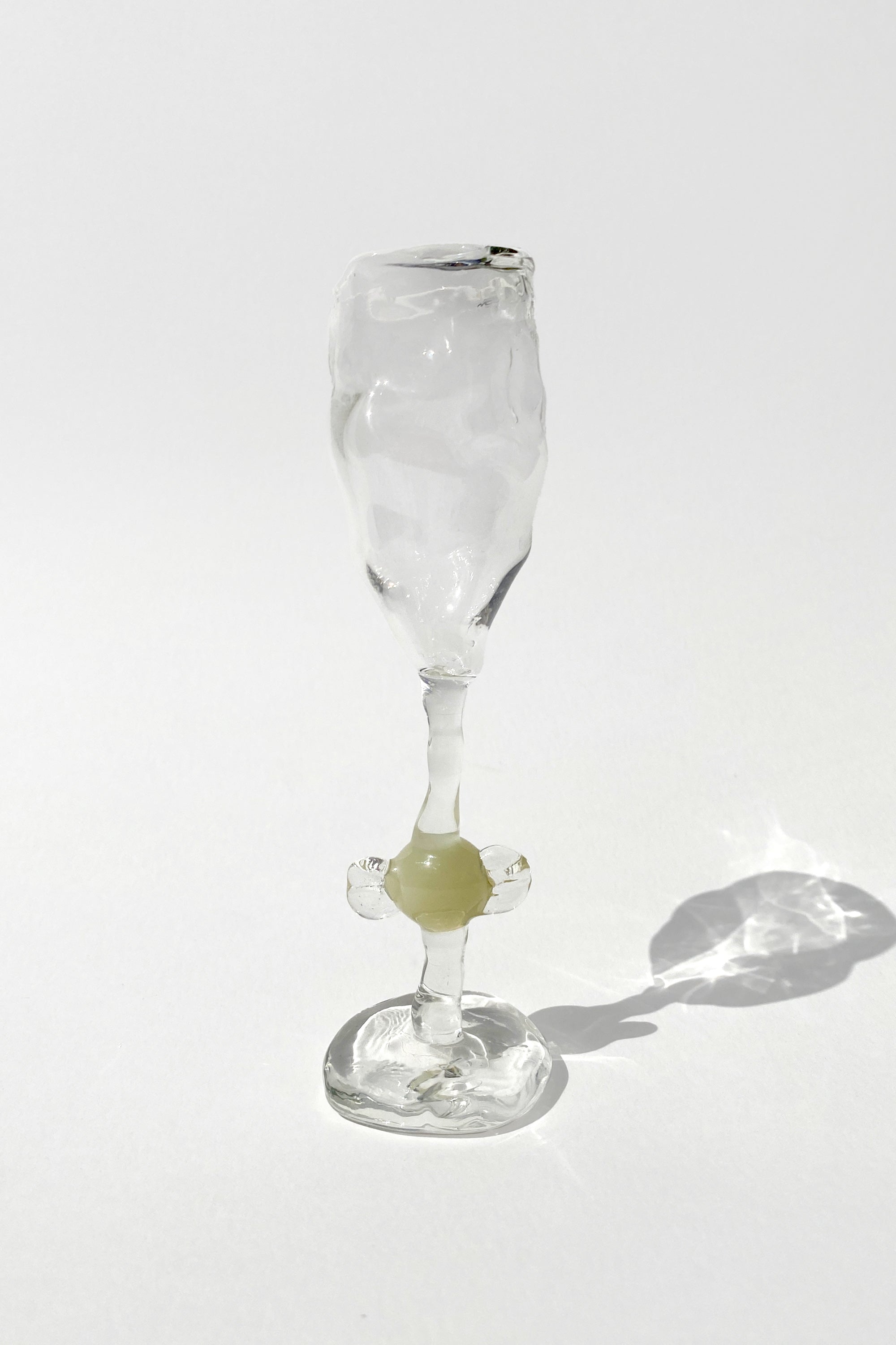 VOA: Liquor glasses candy ivory (Thumbnail)