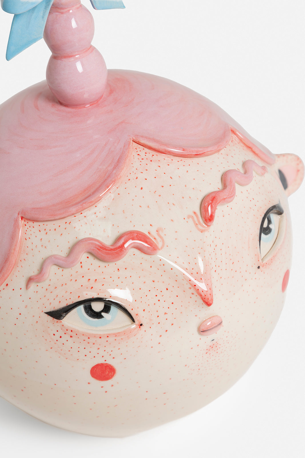 VOA, product: Lazo Azul Sculpture (Fig. 2)