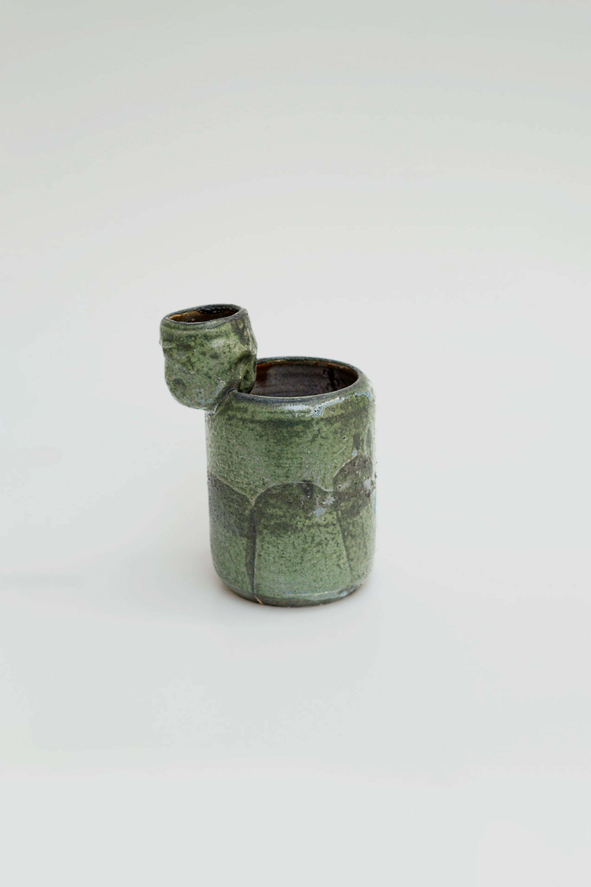 VOA, product: Weird little sister (Fig. 2)