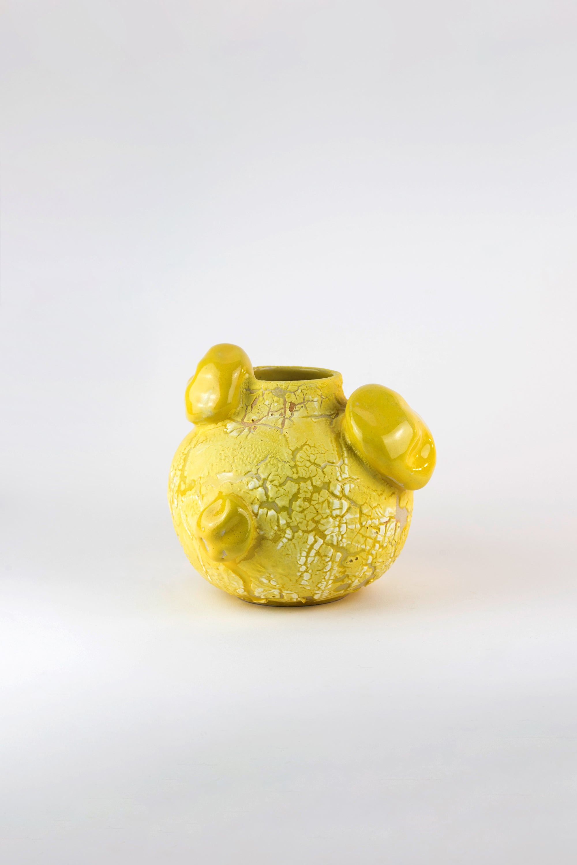 VOA, product: Yellow blister vase (Fig. 2)