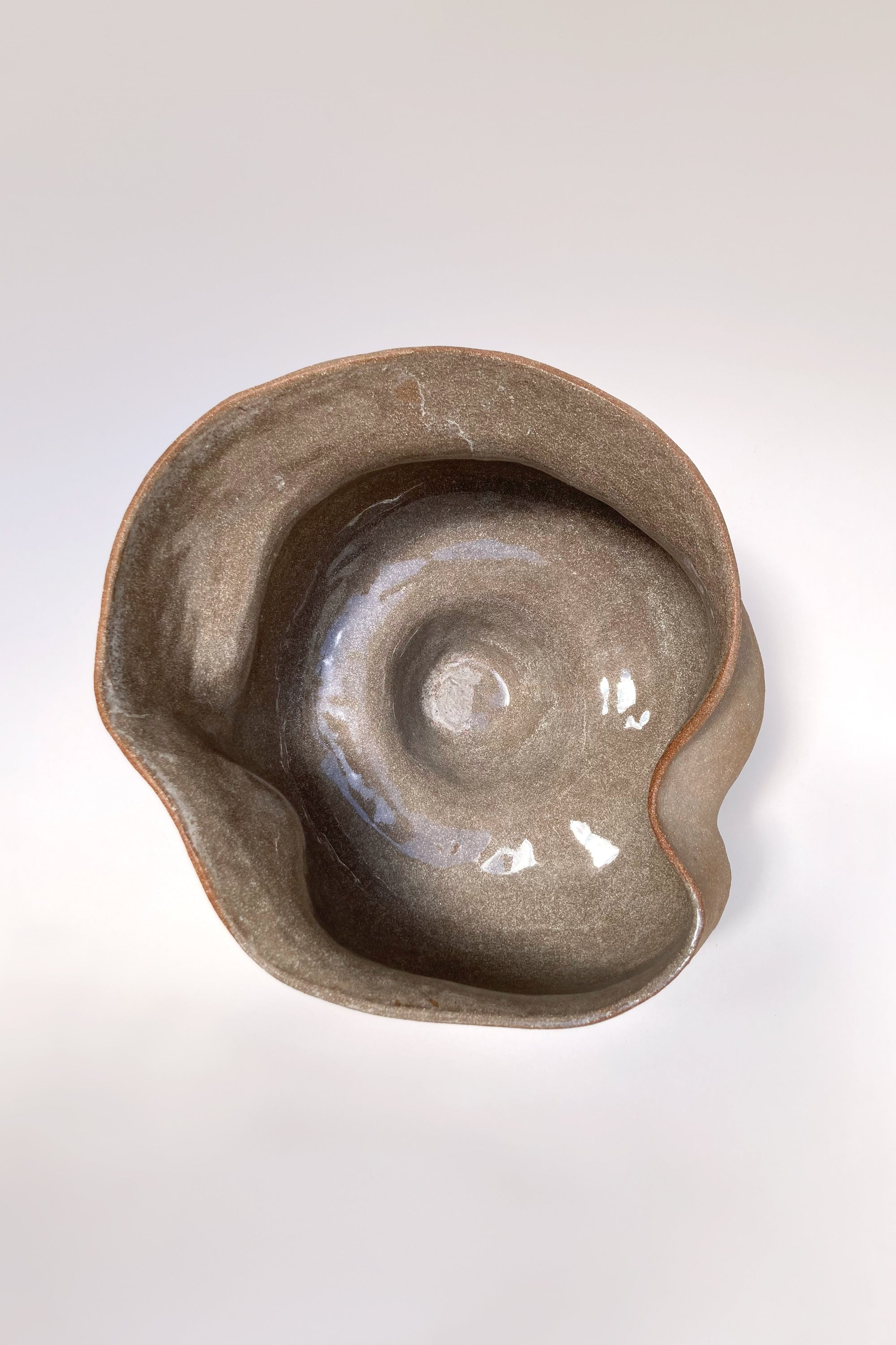 VOA, product: Coquille Vase (Fig. 6)