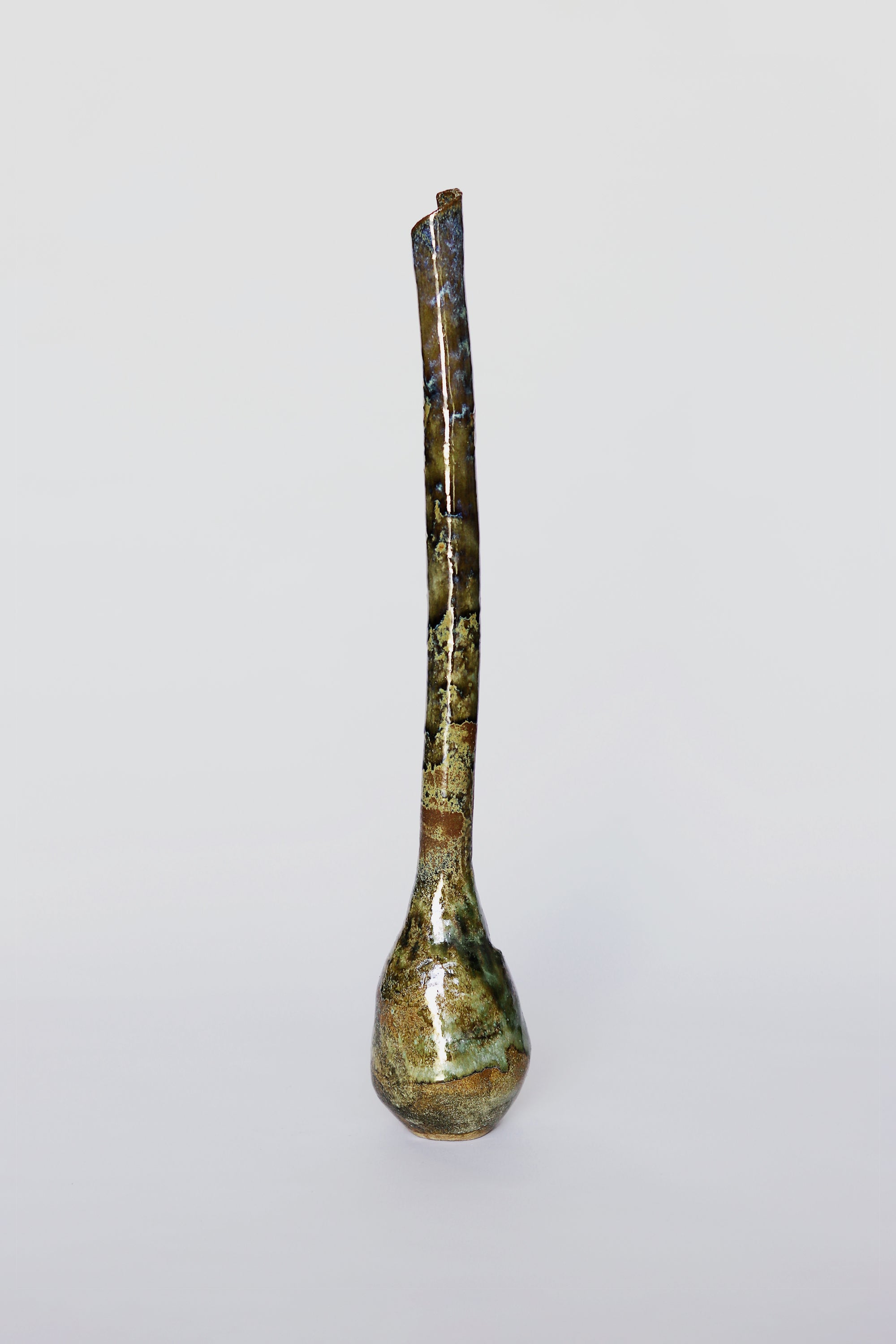 VOA, product: Elongated Green Copper Vase (Fig. 3)