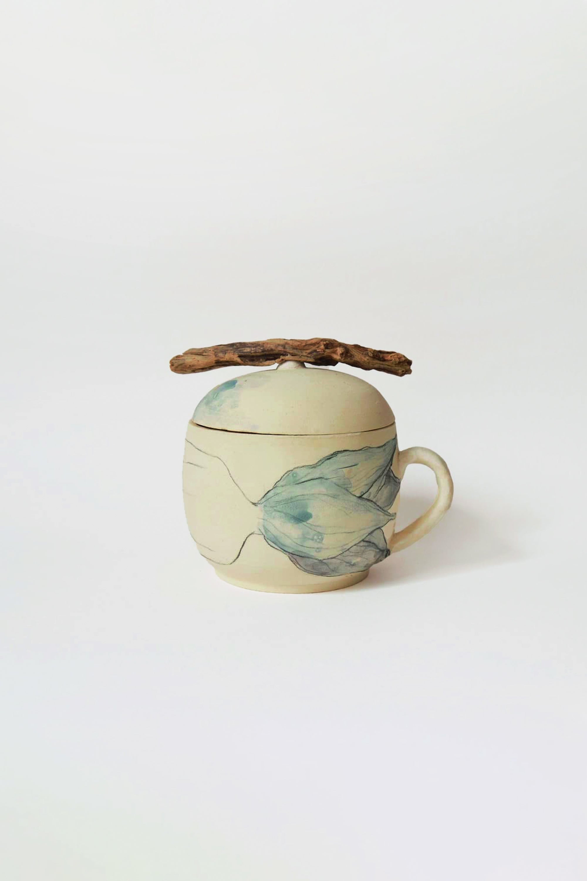 VOA, product: Uno (Fig. 1)